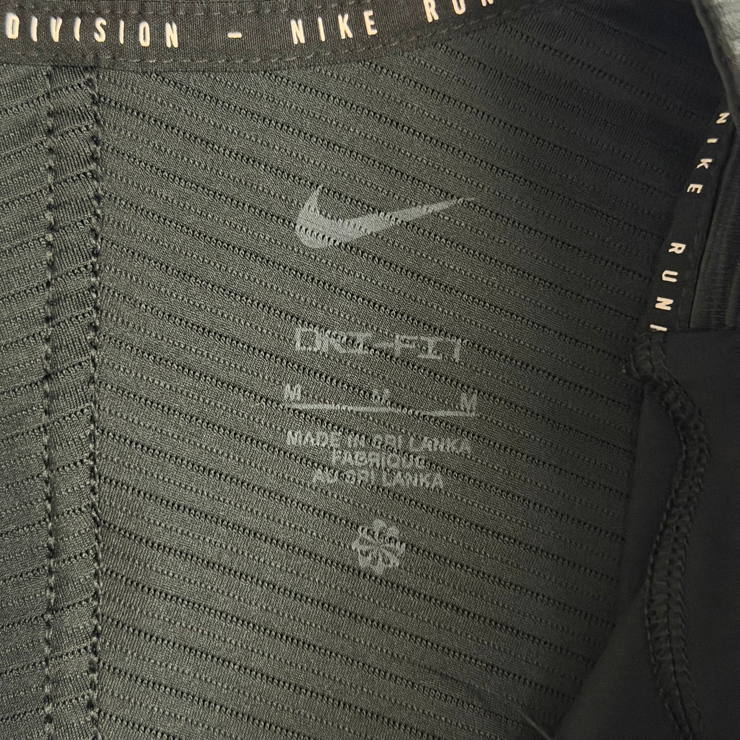 ENSEMBLE NIKE RUN DIVISION [S]